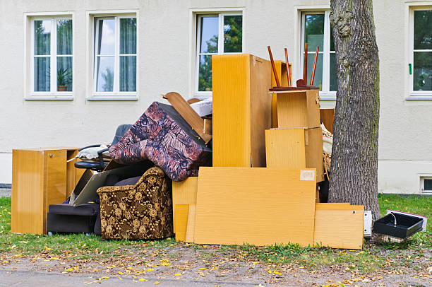 Best Yard Waste Removal  in Lake Geneva, WI
